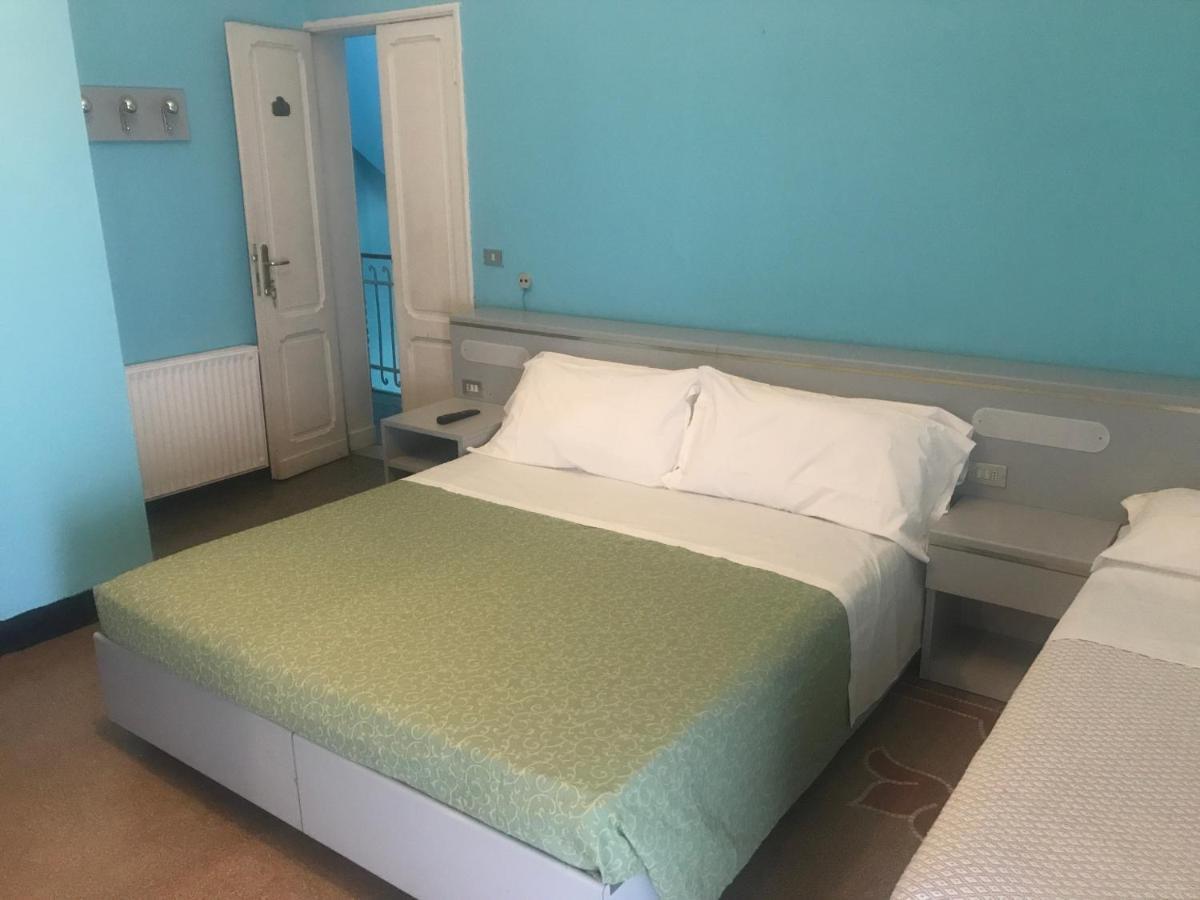 Hotel Doria Chiavari Eksteriør billede